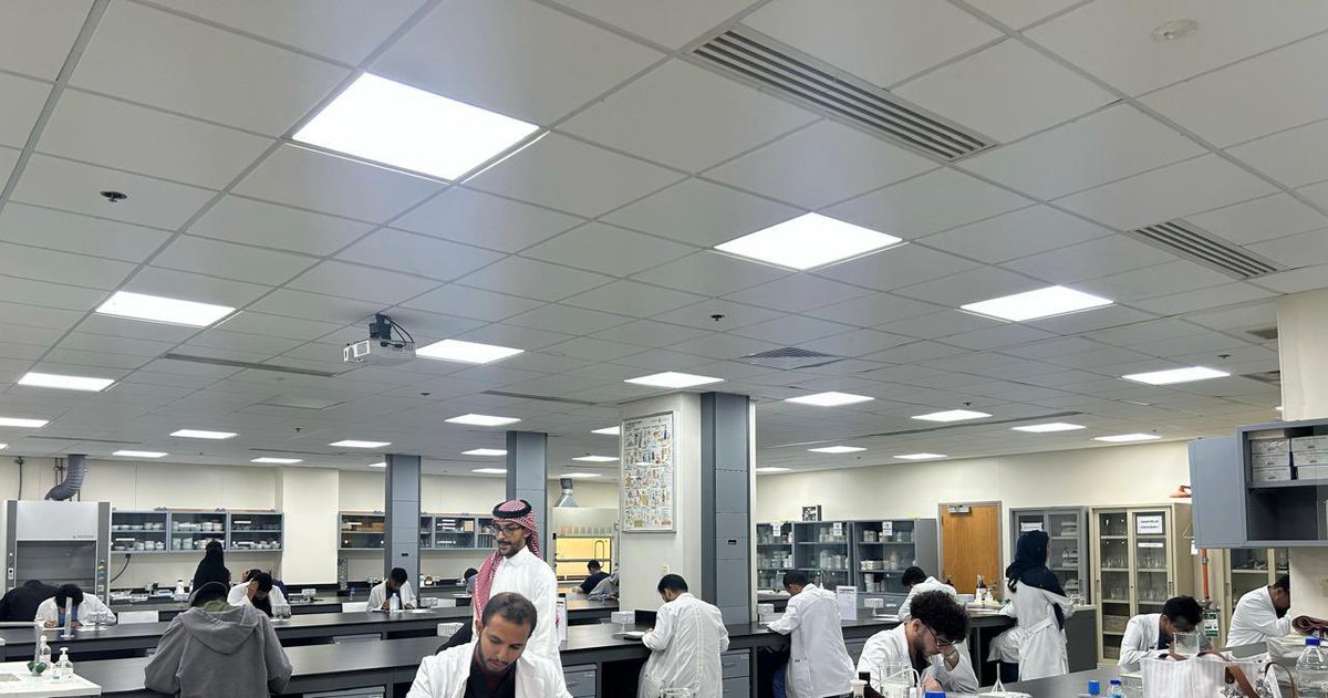 KAUPharmacy's tweet photo. ولله الحمد، اختتمت بنجاح اختبارات OSPE بإشراف قسم الممارسة الصيدلة ومشاركة عدد من أعضاء هيئة التدريس من عدة أقسام وطلبة سنة الامتياز بالكلية، ضمن مقرر ممارسة صيدلية-١ لطلبة السنة الثالثة. https://t.co/Lc53fteHrm
