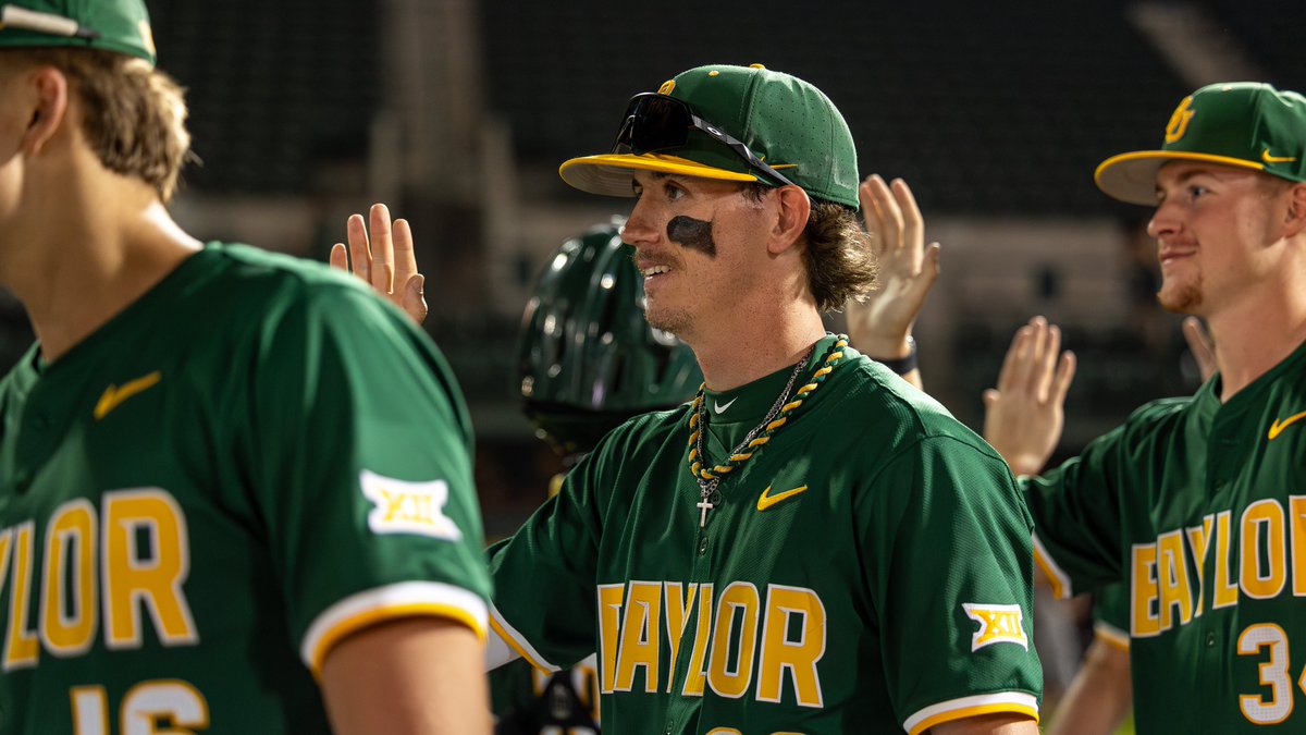 It's all right here in front of us.

#SicEm 🐻⚾️ | #Together
