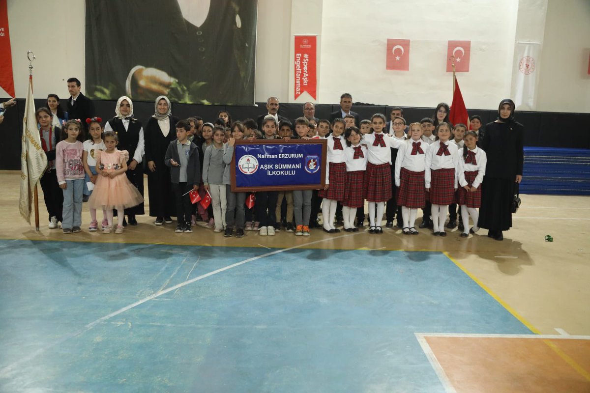 summani_k's tweet photo. 23 Nisan Ulusal Egemenlik ve Çocuk Bayramı kutlu olsun!🇹🇷🇹🇷 @yakupyildiz024 @azizoguz61 @Erzurum_Mem @EnginT25 @MemNarman https://t.co/bHs8pXVddi