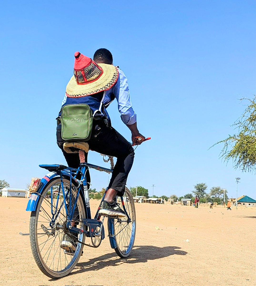 delorsmabout's tweet photo. Dès demain et jusqu'au 27!! Le vélo aura probablement un grand rôle à jouer pour moi pour sillonner les camps et les villages.
Les défis de la vaccination sont nombreux, mais notre détermination est plus forte. 
# SAVCmr25
#PolioGameOver25 https://t.co/PZWT4LfIg0