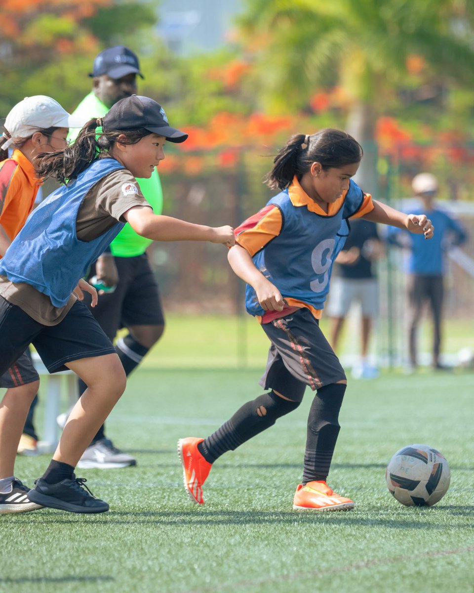 Stonehill_SIS's tweet image. What a day of energy and excitement at Stonehill’s PYP Interclass football finals! Our young athletes showcased incredible skill, teamwork, and sportsmanship on the field.
#PYPInterclassSports #FootballFinals #GoStonehillTigers