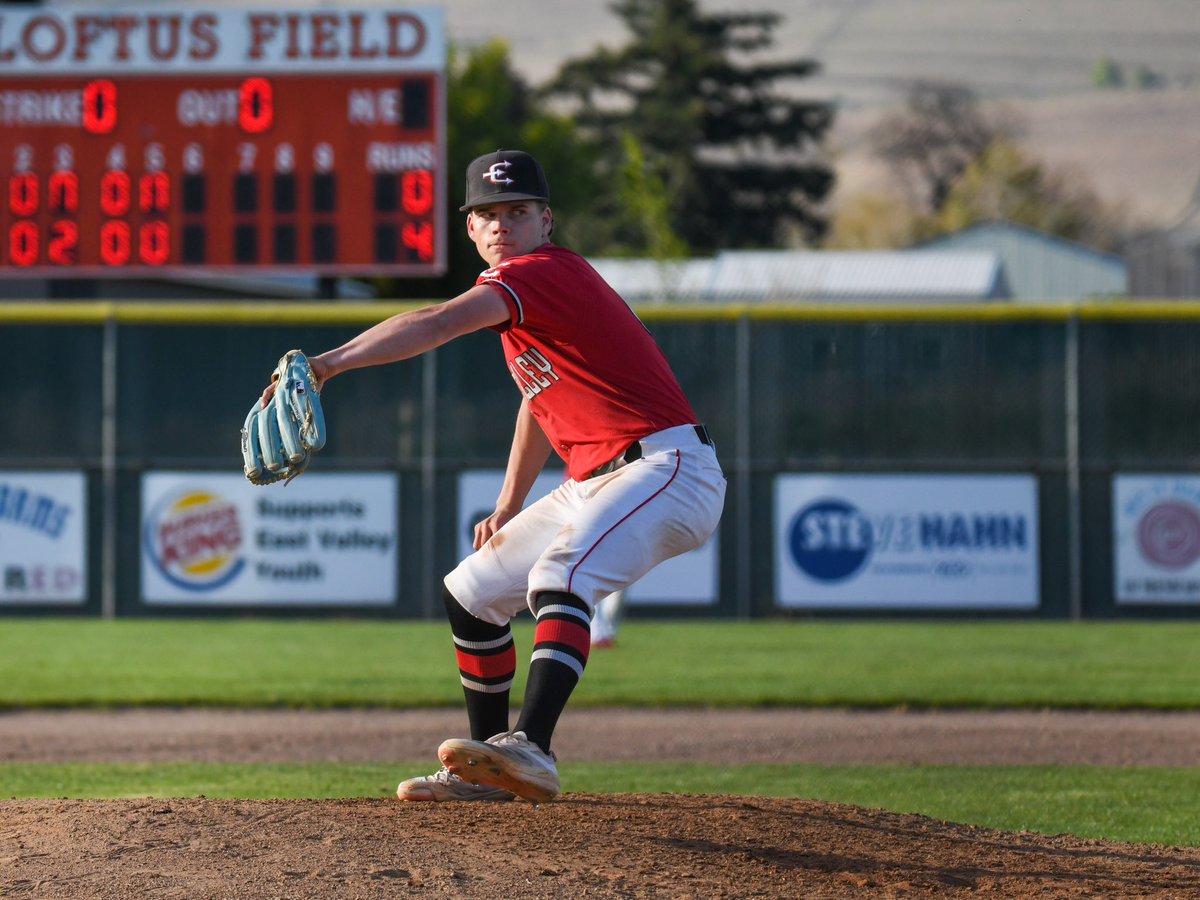 Bulldogs vs Red Devils ⚾️#ThisIsTheCWAC #CWACBaseball2025 #WIAAWA #SportsPhotography