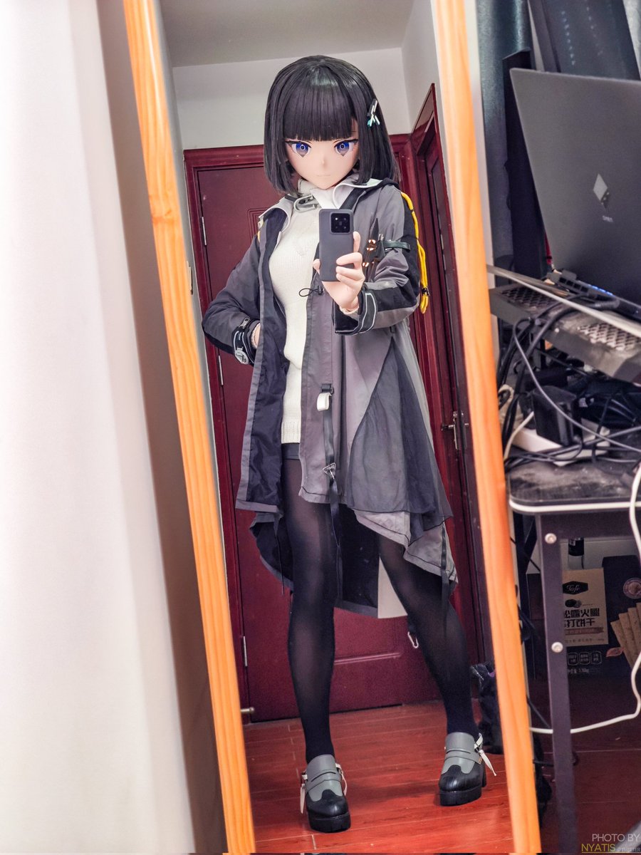哈基管终于找回了自己的衣服