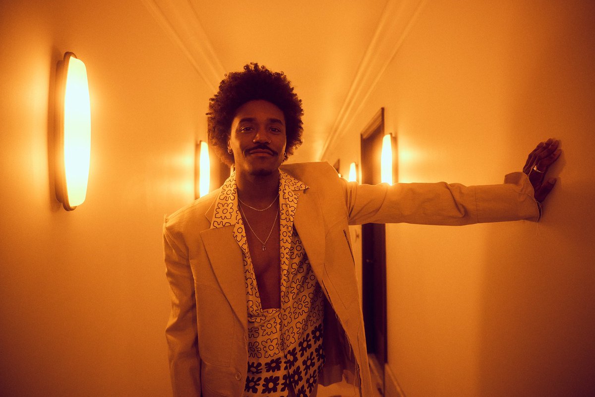 If you ever catch @dewayneperkins staring into space, don’t fear, he’s having a brain blast. We talk to Dewayne about his role in Apple TV+ #TheStudio as well as the projects he is working on. Photographed by #SamiDrasin and styled by #georgiestuart bit.ly/43T46Sf