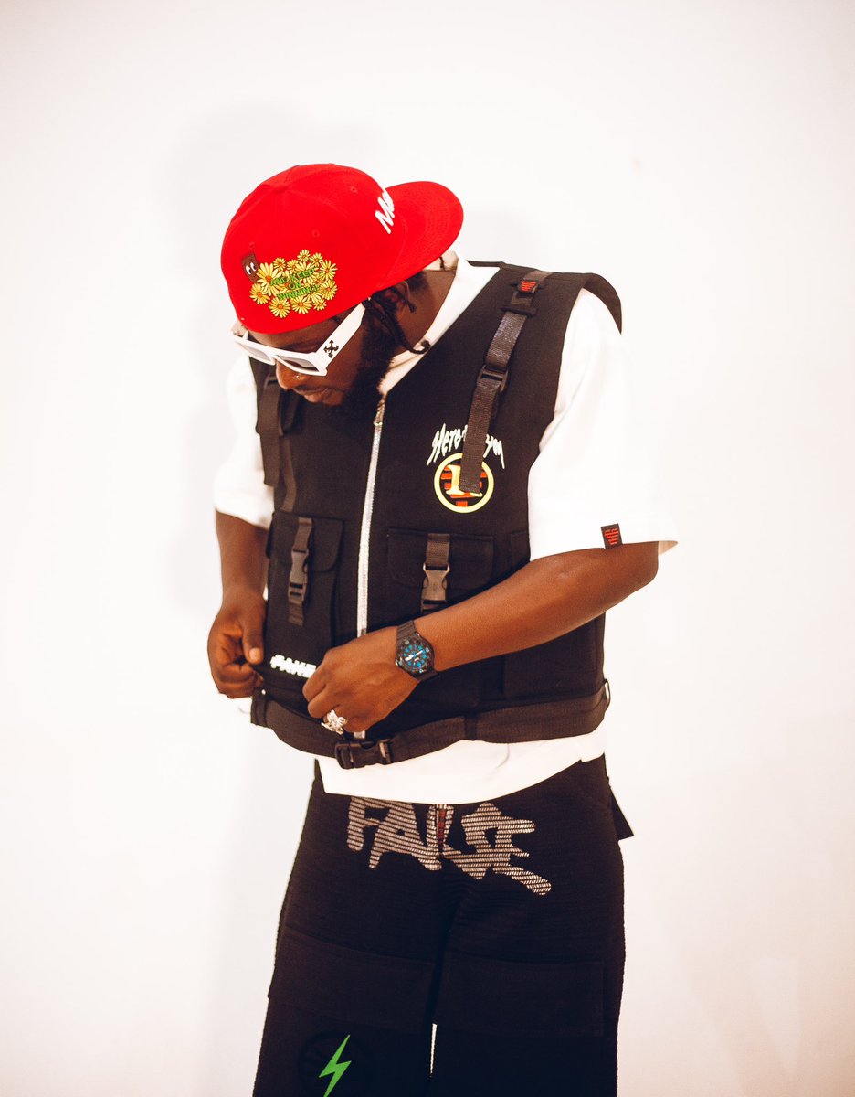 falseactivity's tweet image. FIRST LOOK || FALSE ACTIVITY X MAKE®️ 
ft: @Supershagba 
COMING SOON!!! 
©2025 False.Activity.kills.Everything 
#awg #falseactivity #maker