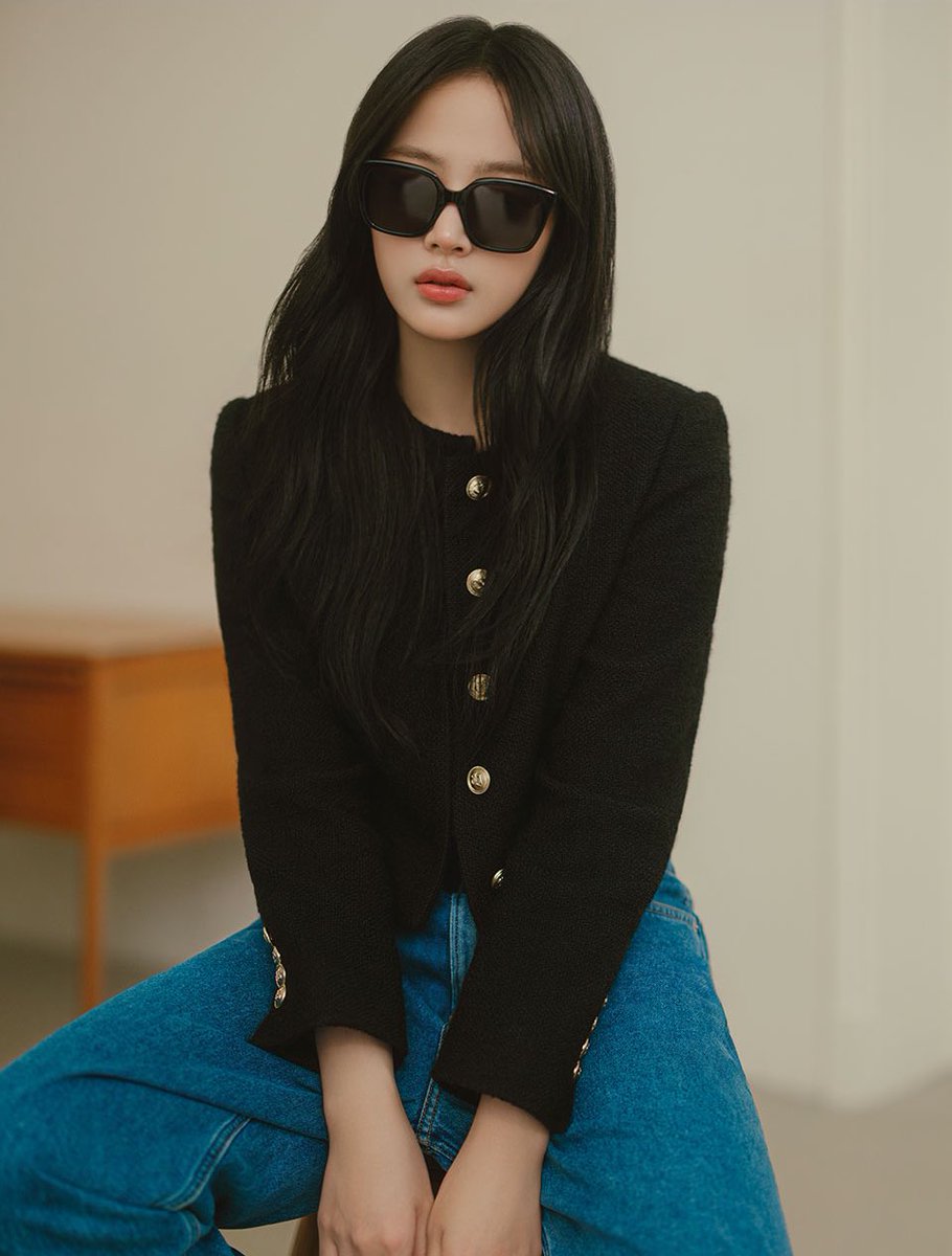 minji (@ikinminji) on Twitter photo 