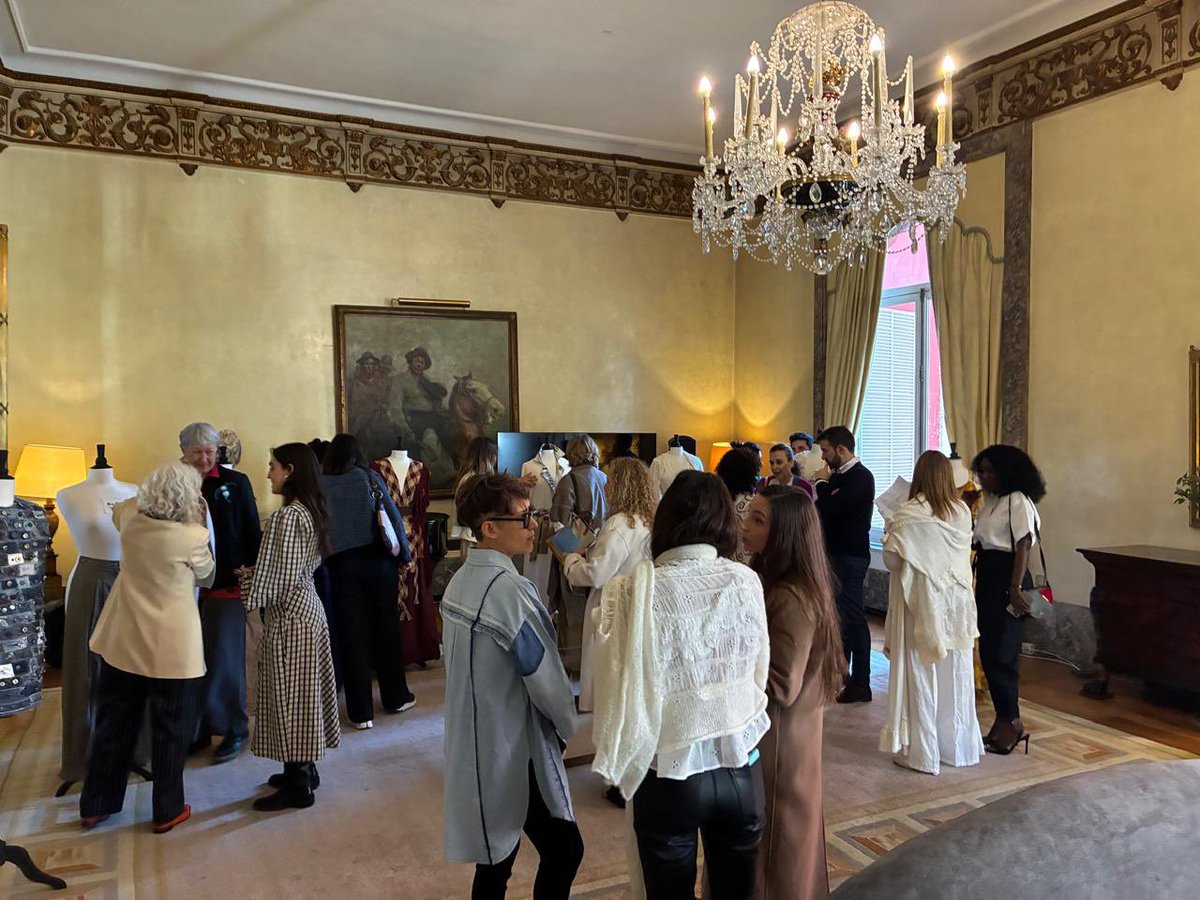 Acompañamos la participación de la misión comercial de 8 diseñadoras🇦🇷 agrupadas en AMSOAR-Asociación Moda Sostenible Argentina en la <a href="/CSFWMadrid/">CSFW Madrid</a> con un evento de networking que reunió a los mayores representantes del sector de indumentaria sostenible y diseño textil de España.