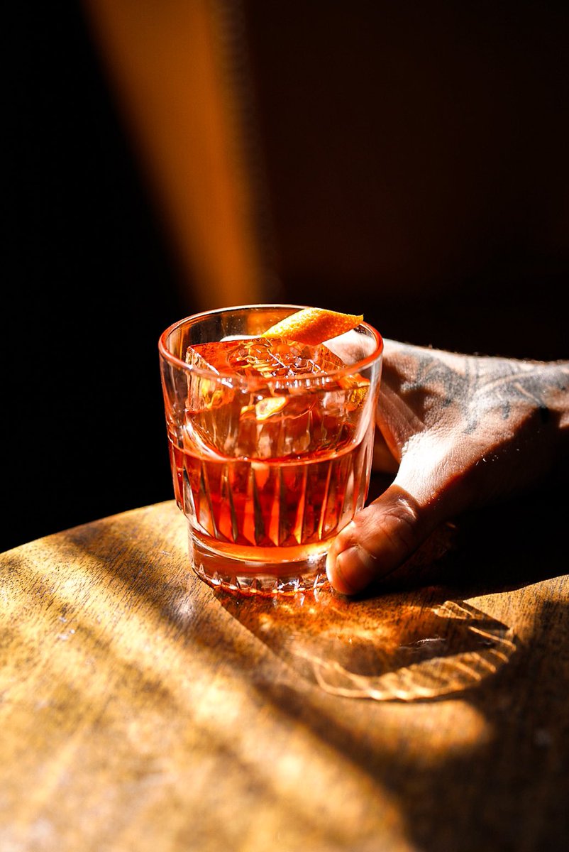 Our Signature Pour: Ship Sips Monkey 47 Negroni

#Negroni #NegroniTime #ShipSips