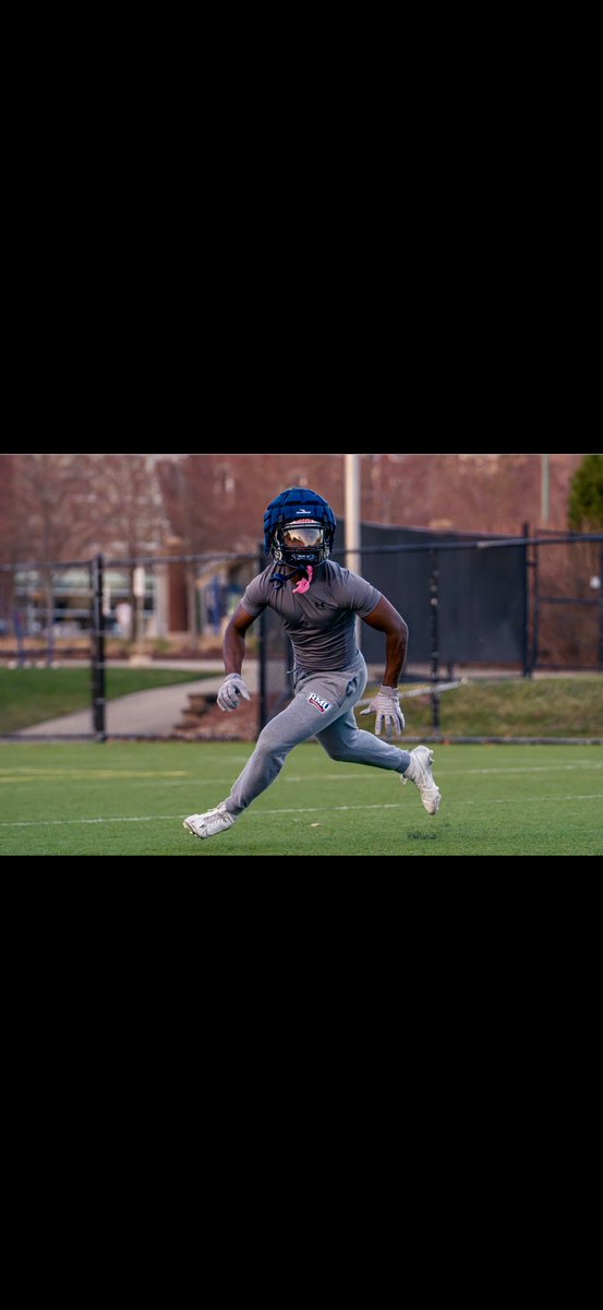 I'm ready to work, develop, and grow to get me to the next level. Wide receiver coaches that's willing to work with me, i'm 1 text or call away. 📲

4 years of eligibility.