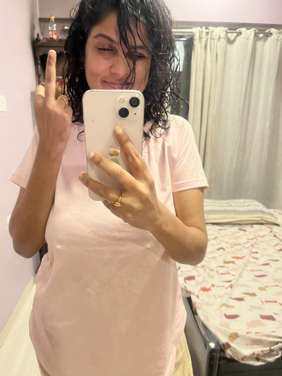 akkaonfire's tweet image. Hi Shujith kutty,

Your Amma is here to show you something. 
Come, take it. 

🖕

Get well soon. Go back to sucking four thumb and sleep varna Wee Willie Winkie aa jayega