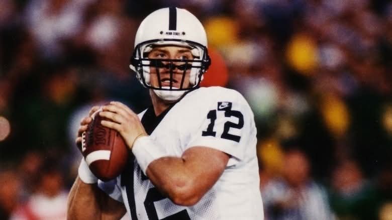 PlaybookMark (@playbookmark) on Twitter photo DID YOU KNOW for 23 years <a href="/PennStateFball/">Penn State Football</a> alum Kerry Collins (<a href="/RealKCollins5/">Kerry Collins 🇺🇸</a>) was the only Big Ten QB to be a first round draft pick (from 1995 to 2018) until OSU's Dwayne Haskins was drafted in 2019? DID YOU KNOW for 23 years <a href="/PennStateFball/">Penn State Football</a> alum Kerry Collins (<a href="/RealKCollins5/">Kerry Collins 🇺🇸</a>) was the only Big Ten QB to be a first round draft pick (from 1995 to 2018) until OSU's Dwayne Haskins was drafted in 2019?