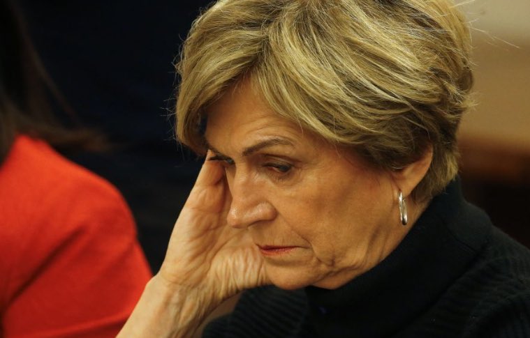 Abro hilo con los errores y fake news que complican a la candidata Matthei: populismo, mentiras y falta de liderazgo. 🧵(1/7)