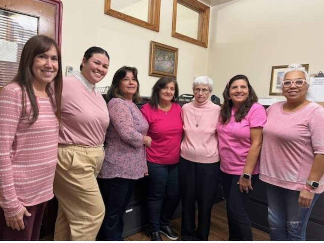 StRayElementary's tweet image. Today, we take a moment to celebrate and express our heartfelt gratitude for our incredible administrative assistants on Administrative Assistant&apos;s Day. These dedicated individuals work tirelessly behind the scenes, ensuring that our school runs smoothly and efficiently.