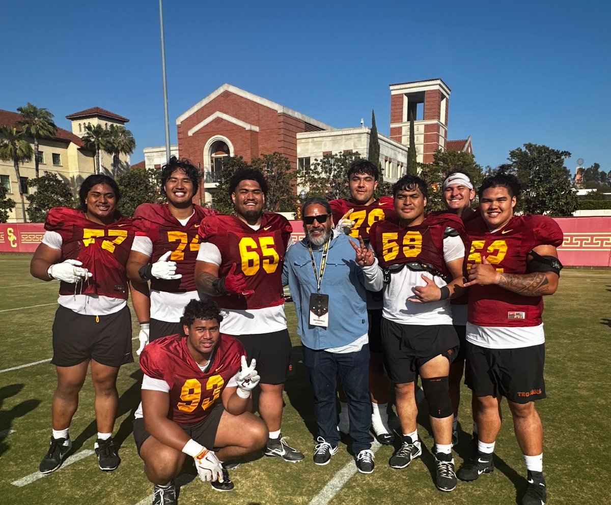 Heather Vaikona (@heather_vaikona) on Twitter photo All love for Uncle <a href="/tpolamalu/">Troy Polamalu</a> for holding up a mirror for these <a href="/uscfb/">USC Football ✌️</a> island boys: reminding them of who they are, and who they can dare to become ♥️✌️ All love for Uncle <a href="/tpolamalu/">Troy Polamalu</a> for holding up a mirror for these <a href="/uscfb/">USC Football ✌️</a> island boys: reminding them of who they are, and who they can dare to become ♥️✌️