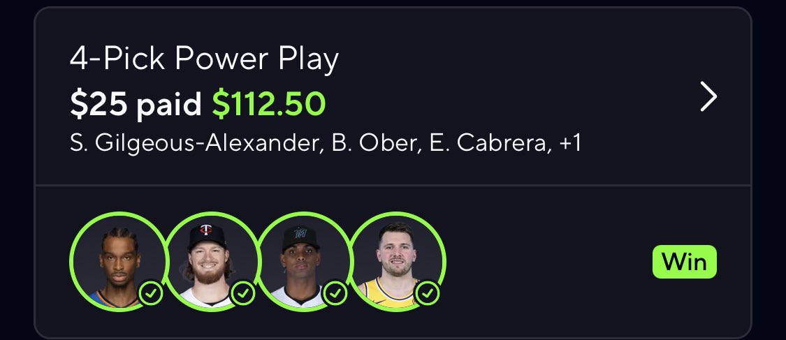 Essdee91's tweet photo. Quick easy day last night to pay off some bills!!! That’s what we do in the discord. Link in bio! Our main kod has been going dummy. Check him out. This is lightweight compared to him @D2_Pickz 💵💵🔥🔥 #GamblingCommunity #GamblingX #d2FAM https://t.co/XmpqhIrLBe