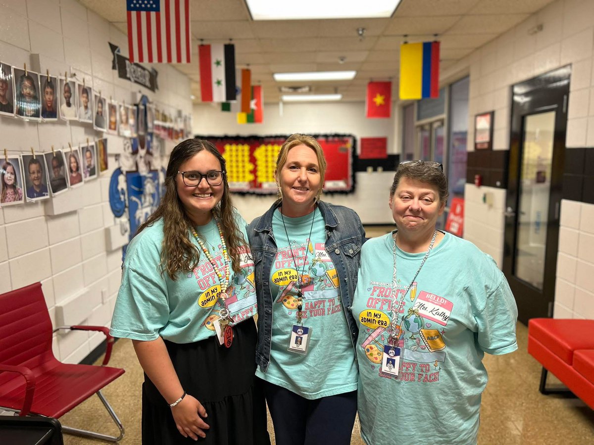Oakland has the most amazing office staff!  They make every day run smoothly and we appreciate all they do!  Happy Administrative Professional Day.  ❤️