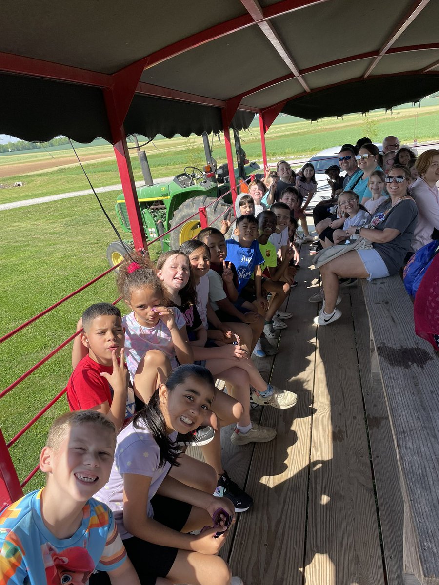 GraceLearning's tweet image. We had the best time at Chaney’s today! 😊🐮@NatcherElem