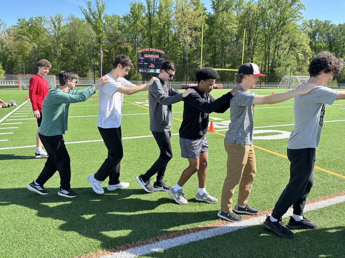 CrHS_ALC's tweet photo. The CrHS Student Athlete Leadership Retreat was a huge success! π― designed, organized, and facilitated by our student athletes for our student athletes! #WeAreCrHSUnified #TogetherCardsFly https://t.co/p9Uuurxc4P