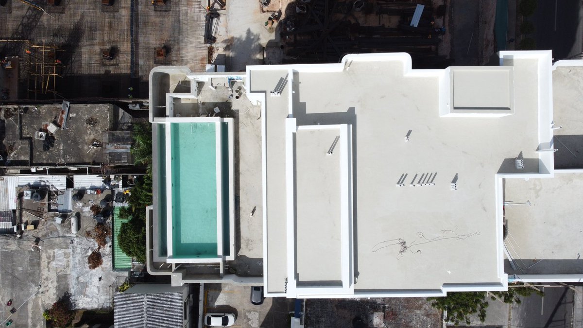 harlinrecio's tweet photo. 🌊✨Nuestra piscina *Infinity* con vista al mar Caribe es el escape perfecto que mereces.  
#VistaAlMar #ArquitecturaDeLujo #Caribe #DiseñoExclusivo #InfinityPool #TuNuevoHogar

📍Av. Mexico, D.N. https://t.co/sSuk6xGBA9