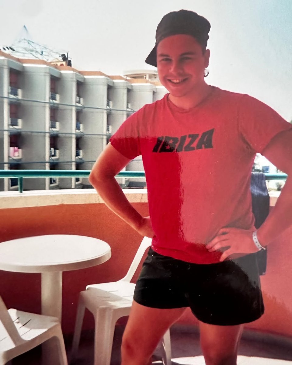 BEATOFICIAL's tweet image. Un #tbt de Purple Disco Machine en IBIZA 📷¿Adivinas de qué año es la foto?

beatdigital.mx | 100.9 FM
#PurpleDiscoMachine #electronicmusic #pachaibiza #ibiza #españa