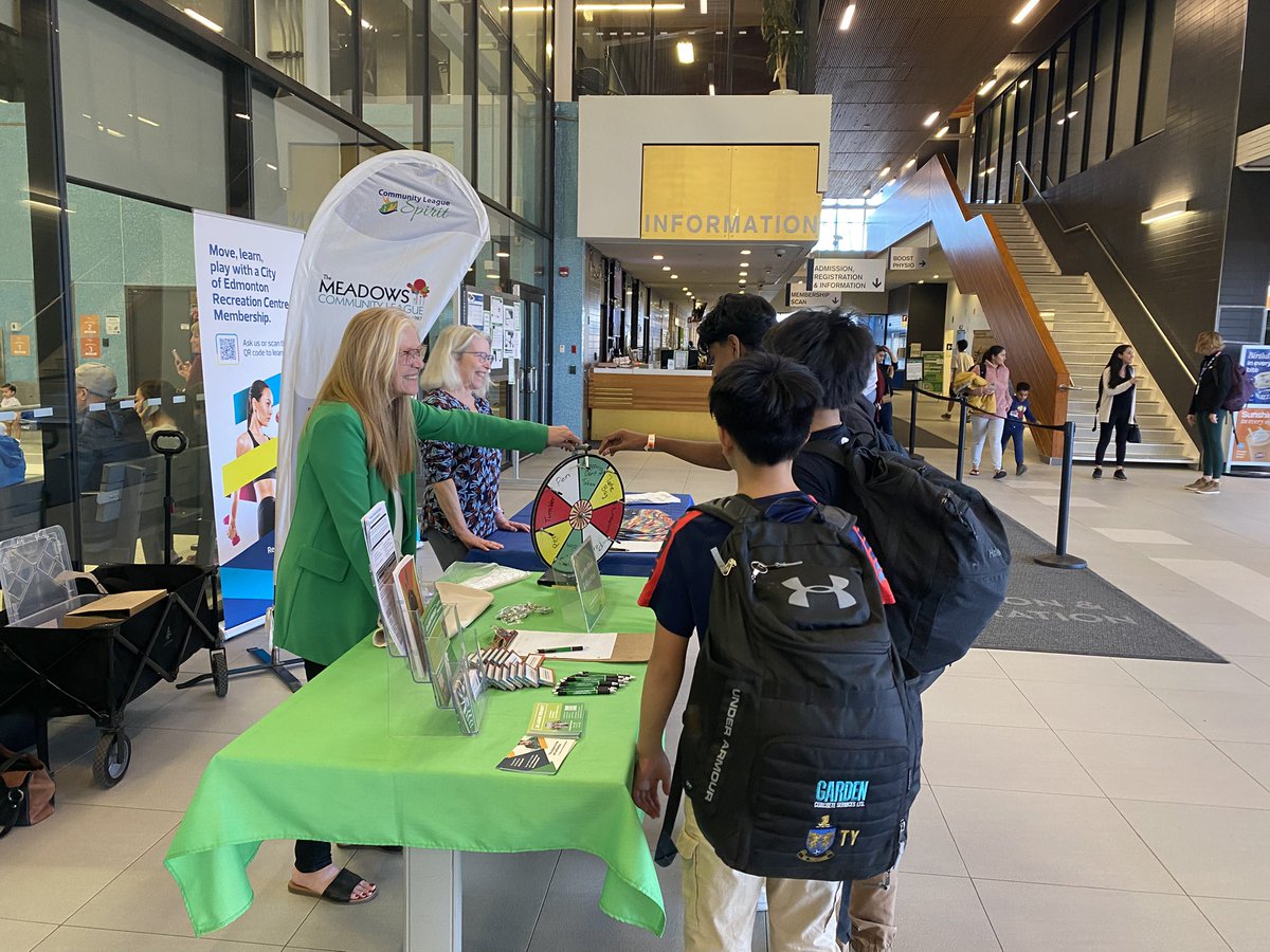 joannewrightyeg's tweet photo. I love meeting with neighbours and friends at my drop-in events at the Meadows Recreation Centre. I will be there again this Saturday from 10:00 am - 12:00 pm if you'd like to stop by!
#yeg #yegcc #wardsspomitapi https://t.co/S7vDW7kjD2