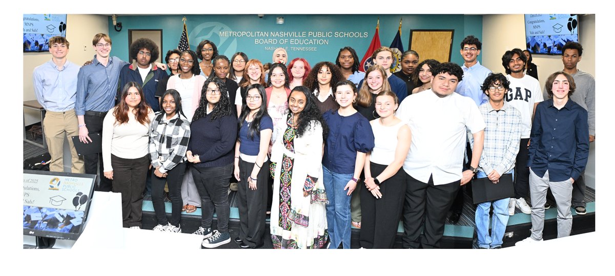 Meet the MNPS Class of 2025 Valedictorians and Salutatorians! A brilliant and remarkable collection of young adults who are on their way to top colleges and universities to study everything from architecture to veterinary science. Congratulations to the students and their