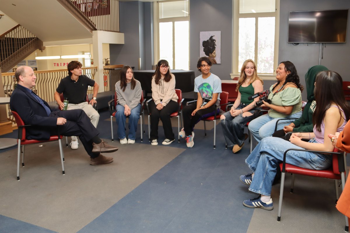 GovofCO's tweet image. I had a great time visiting DSST Cedar High School to celebrate its achievement as a 2024 @NatlBlueRibbon School! It was inspiring to join the dedicated students and staff as they also celebrated Earth Day.