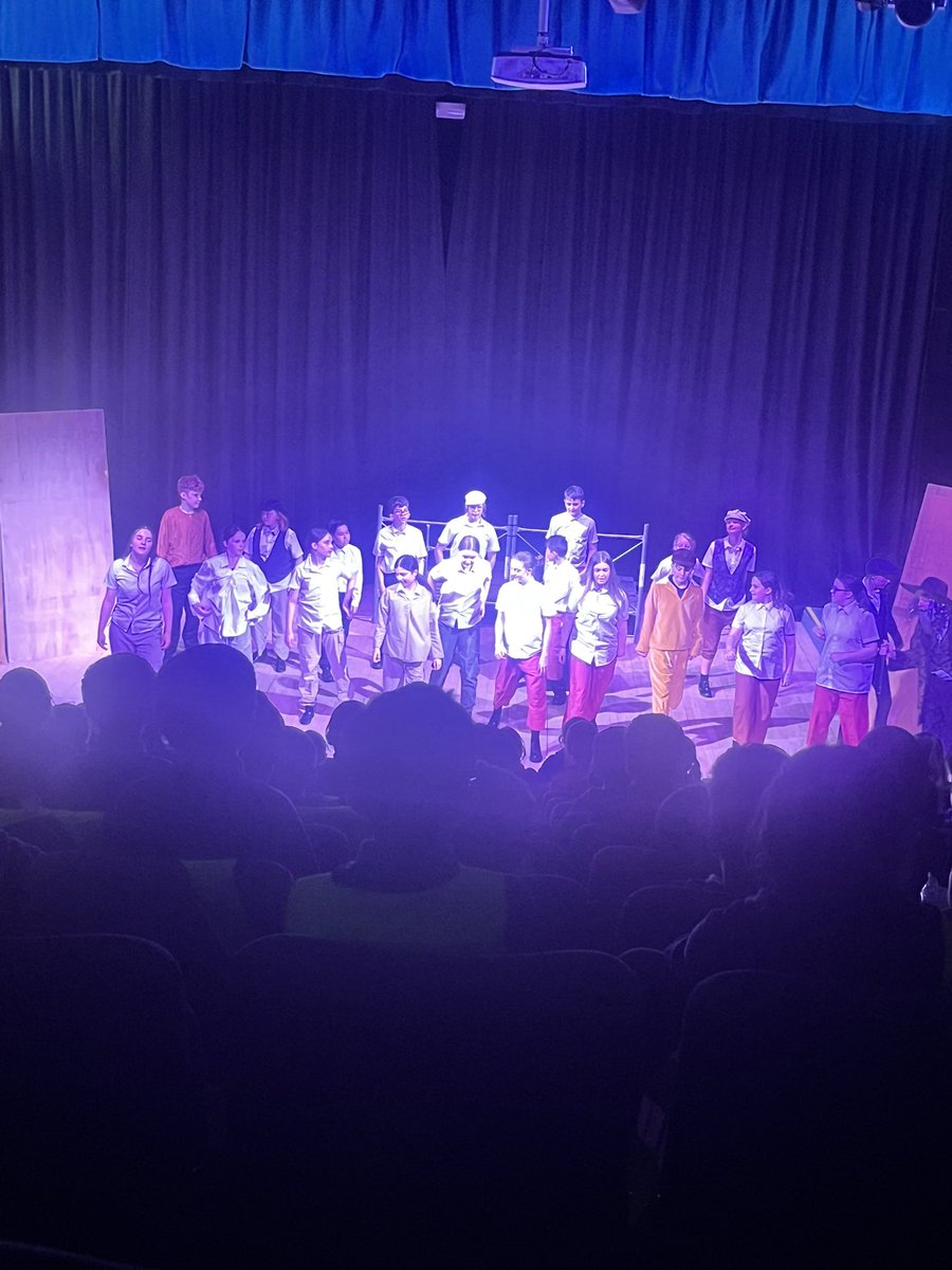 SharplesPerformingArts (@pasharples) on Twitter photo Tonight was simply phenomenal!
The cast will probably say I am very particular about our standards but my goodness they shone.
The talent and professionalism from everyone on and off stage was incredible.
You don’t want to miss out. One more night. 💜
<a href="/SharplesSchool/">Sharples School</a> Tonight was simply phenomenal!
The cast will probably say I am very particular about our standards but my goodness they shone.
The talent and professionalism from everyone on and off stage was incredible.
You don’t want to miss out. One more night. 💜
<a href="/SharplesSchool/">Sharples School</a>