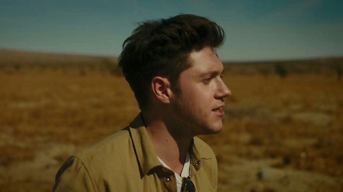 NiallUpdatesNH4's tweet image. Niall Horan in On The Loose music video