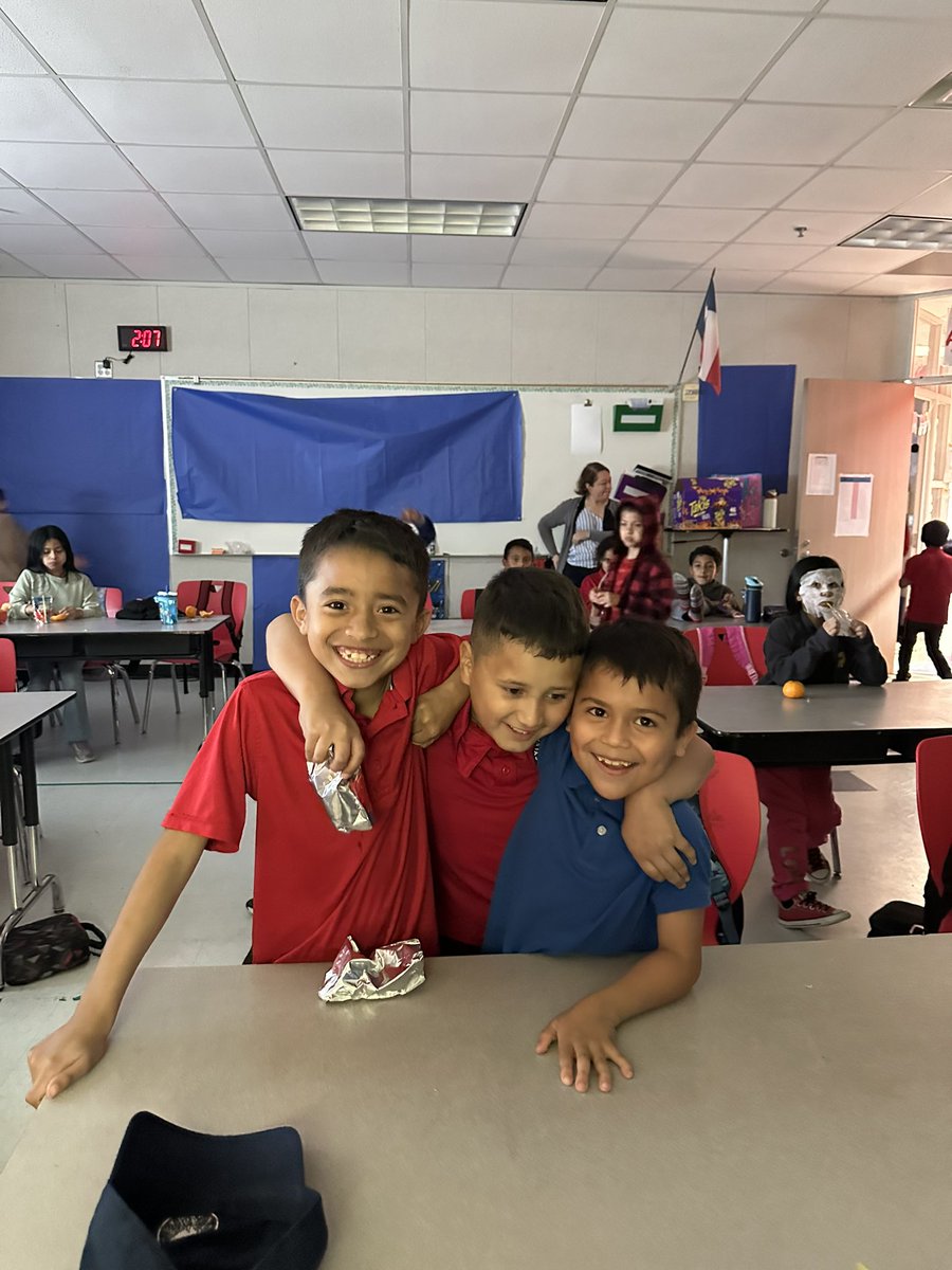 Eric Pacheco tweet media