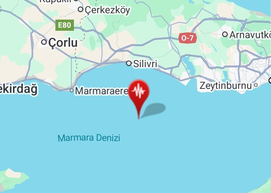 24/04/2025 - 00:00:15de #Marmara Denizi, (#İstanbul) yakınında 4.1 büyüklüğünde bir #deprem meydana geldi.