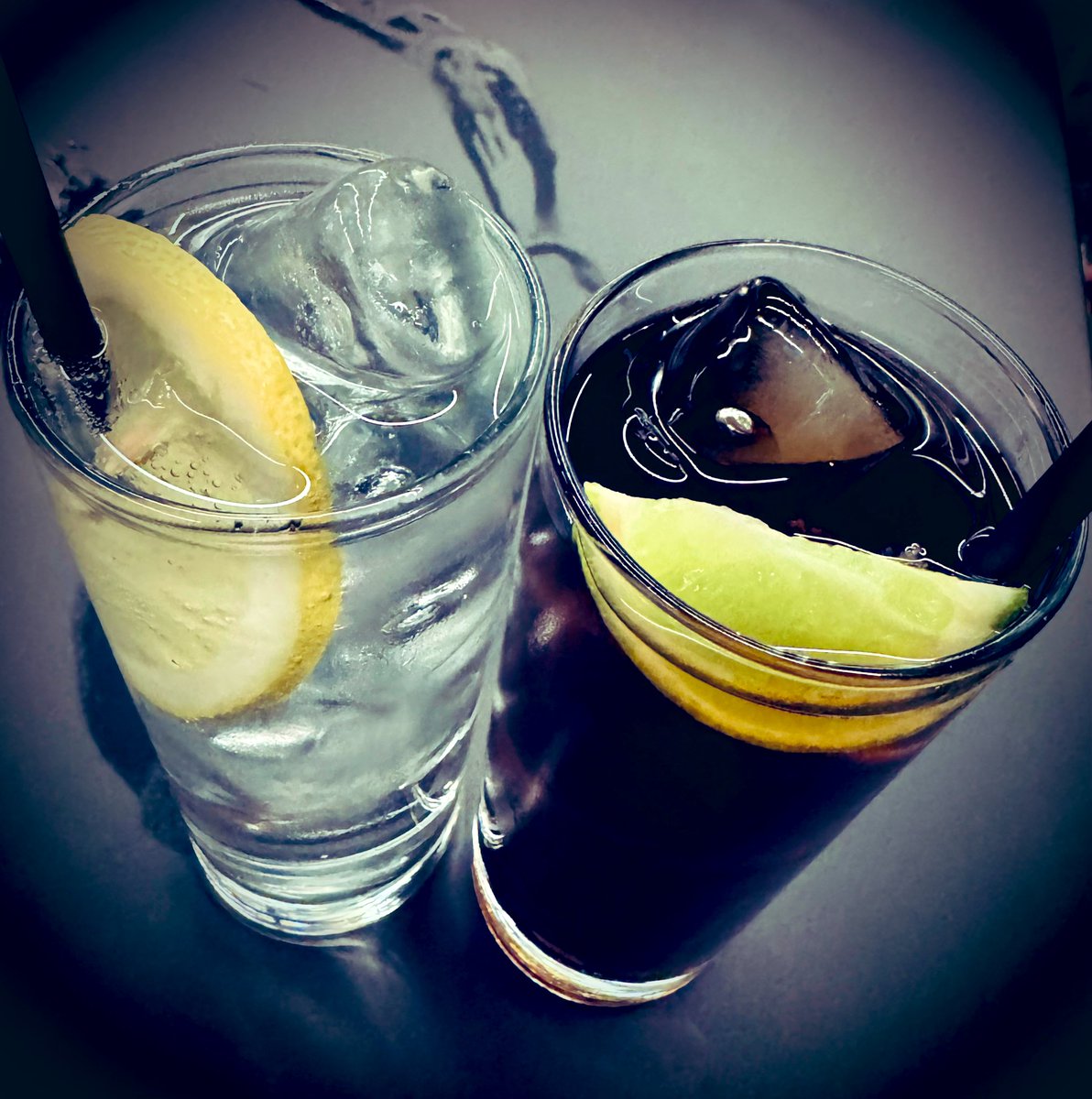 Urbs_Aeterna__'s tweet photo. “Un cocktail nella notte è più confessione che consolazione… un reset delicato dei pensieri”
#roma #amitièpub #cocktail #gintonic #rumecola #fratello https://t.co/uE7Ex7Zu99