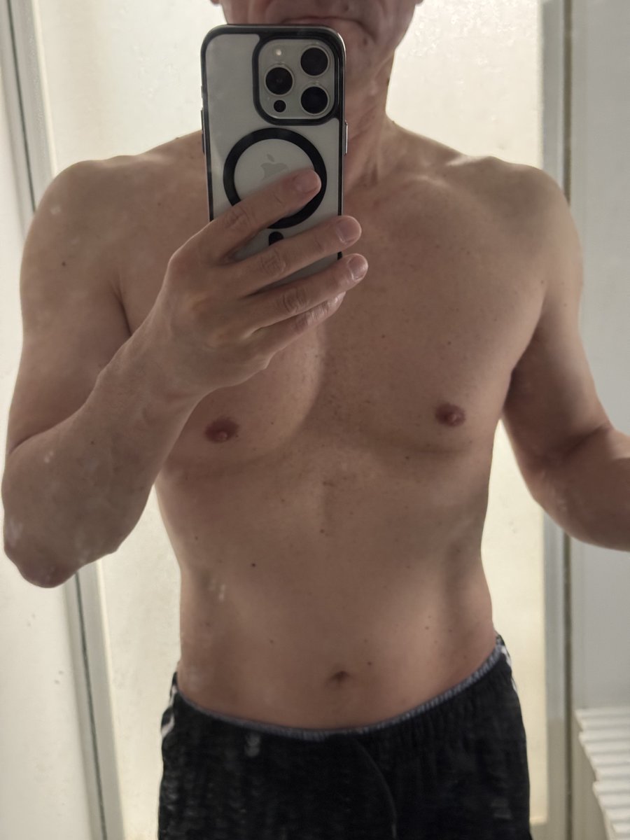 やっと胸筋着いてきた