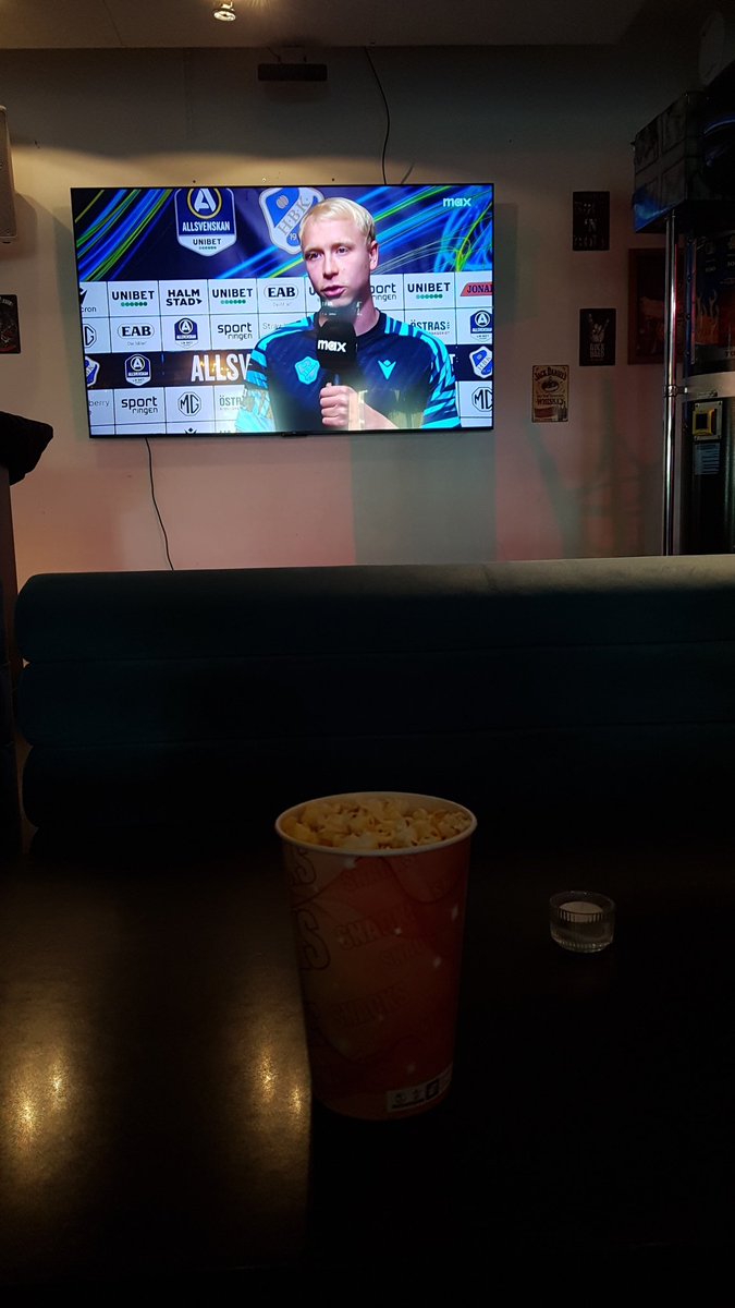 Fina lion som bjuder på popcorn och erbjuder mig gratis mat för att man är avstängd!