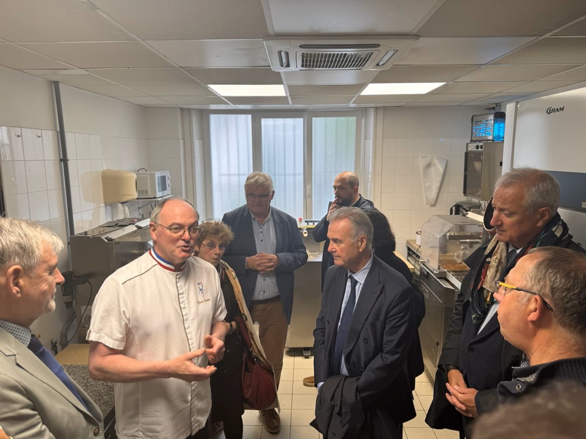 Le Président de l'U2P poursuit son tour de France à l'occasion du #PrintempsdelaProximité en <a href="/U2P_CVL/">U2P Centre-Val de Loire</a>.  Il a rencontré les confédérations membres, visité une entreprise, échangé avec la presse et inauguré les nouveaux locaux de l'U2P Centre Val de Loire.