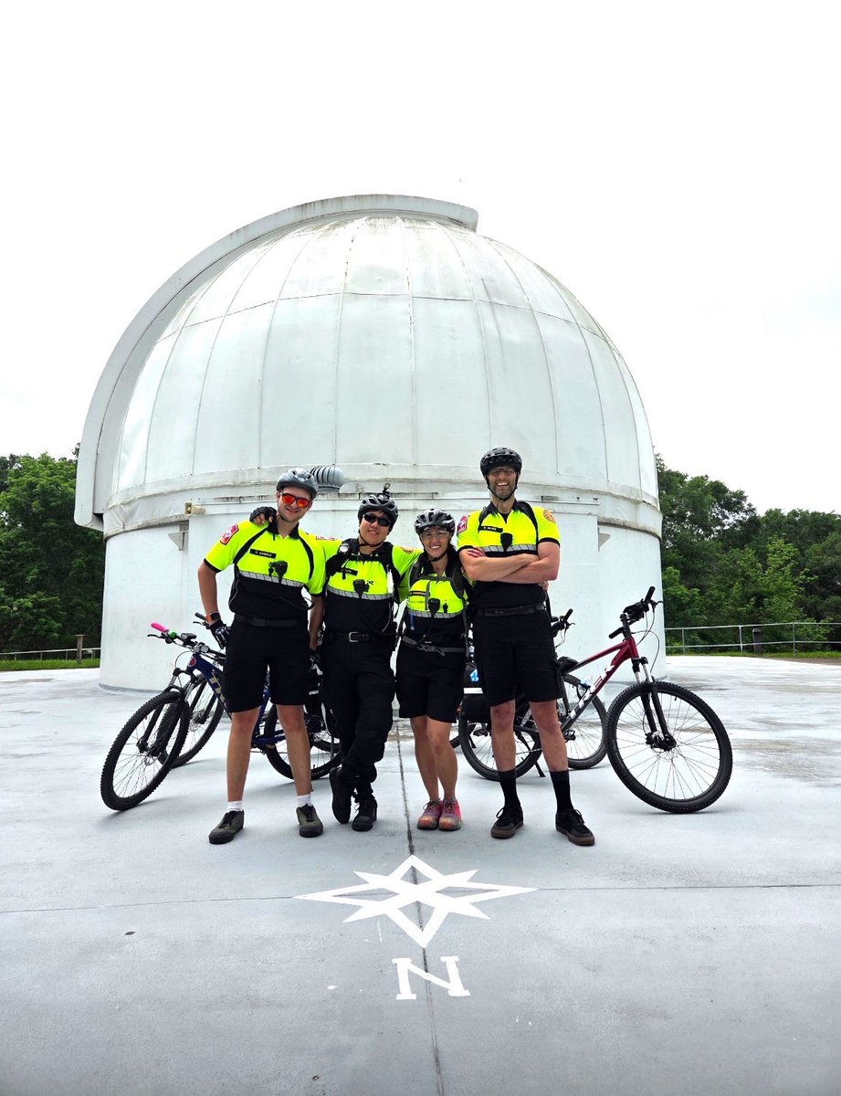 mpv603's tweet image. Our bike team made their annual trek to @TPWDparks Brazos Bend State Park to provide roving medical coverage for Easter weekend. Bikes and our UTV are a great way to connect with the public and provide education on bike safety & general info on EMS. 🚑🚴♂️📷: BC J. Ricasio