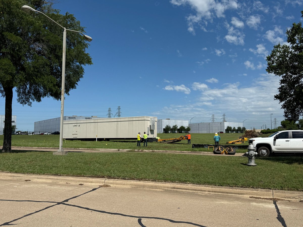 Lots of activity going on at the future MAVRC!
utari.uta.edu/research/maver…