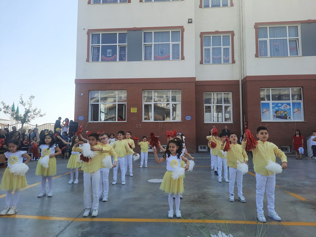 23 Nisan Ulusal Egemenlik ve Çocuk Bayramı törenimiz coşku ile kutlandı. <a href="/KeciorenMEM/">Keçiören İlçe Milli Eğitim Müdürlüğü</a>
