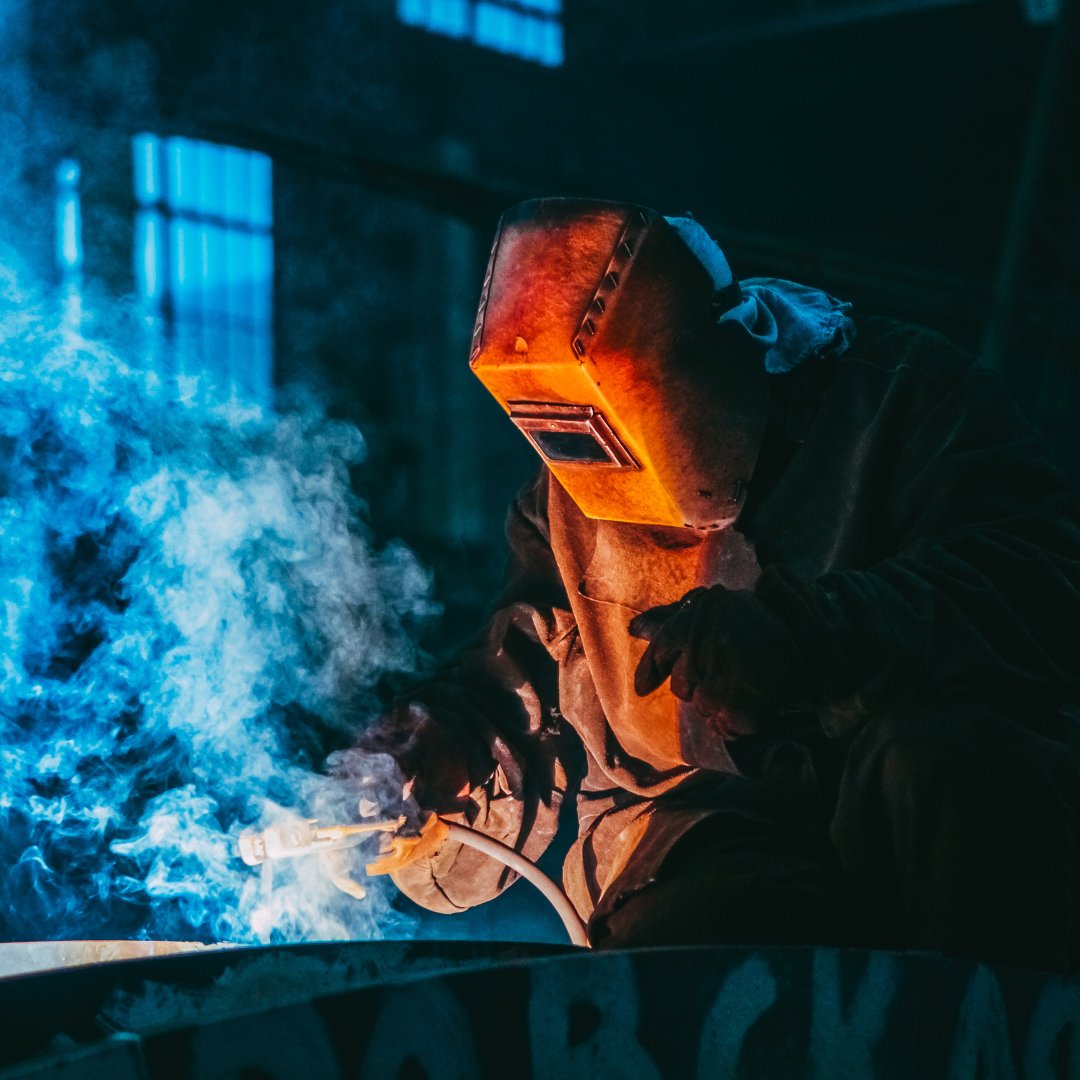 Complete_Weld's tweet image. Precision metal fabrication that stands the test of time. 🔥⚡ From stud welding to custom projects—we’ve got you covered. #MetalExperts #WeldingPro