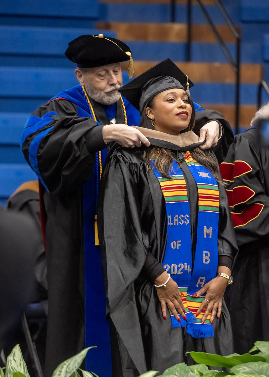 Southeastern Oklahoma State University (@se1909) on Twitter photo Graduates ➡️ bit.ly/SEGrads ⬅️ is your graduation hub, with important resources like:
🎓 Directions
🎓 Photography instructions
🎓 Cap & Gown purchases
🎓 Rehearsal video
🎓 and more!
So bookmark it today!
#SECommencement | #YourFutureStartsHere | #SEGrads Graduates ➡️ bit.ly/SEGrads ⬅️ is your graduation hub, with important resources like:
🎓 Directions
🎓 Photography instructions
🎓 Cap & Gown purchases
🎓 Rehearsal video
🎓 and more!
So bookmark it today!
#SECommencement | #YourFutureStartsHere | #SEGrads