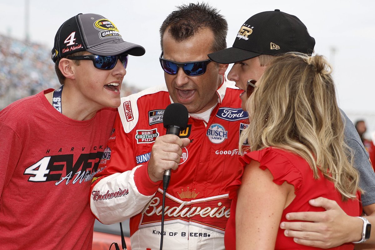 thecrewchief's tweet photo. NEWS: According to multiple reports, Rodney Childers and Spire Motorsports have parted ways after just nine races. Childers was the crew chief on the No.7 Chevy driven by Justin Haley. 

No word on where Childers is headed. 

Photo Credit: James Gilbert/ Getty Images https://t.co/NChqfwKqzi