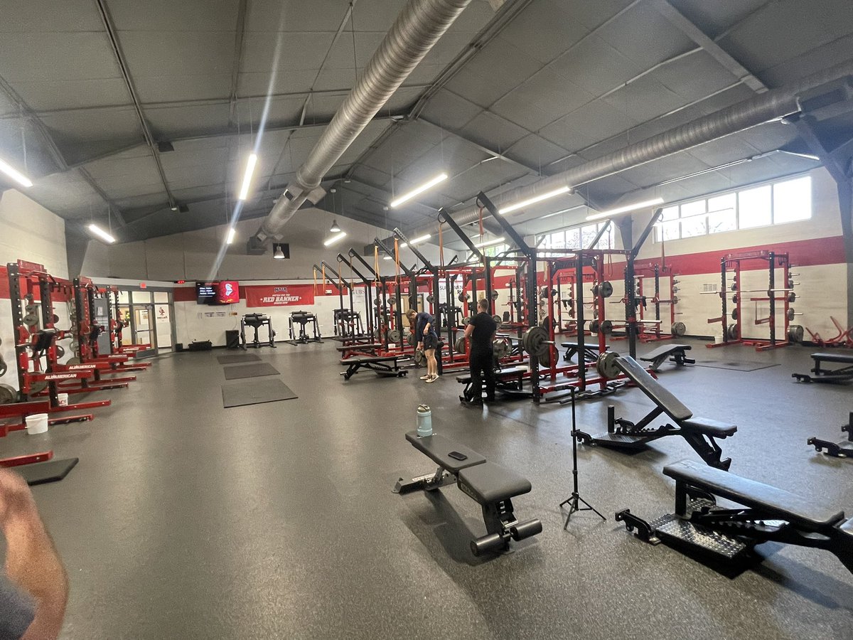 Brock Henningson tweet media