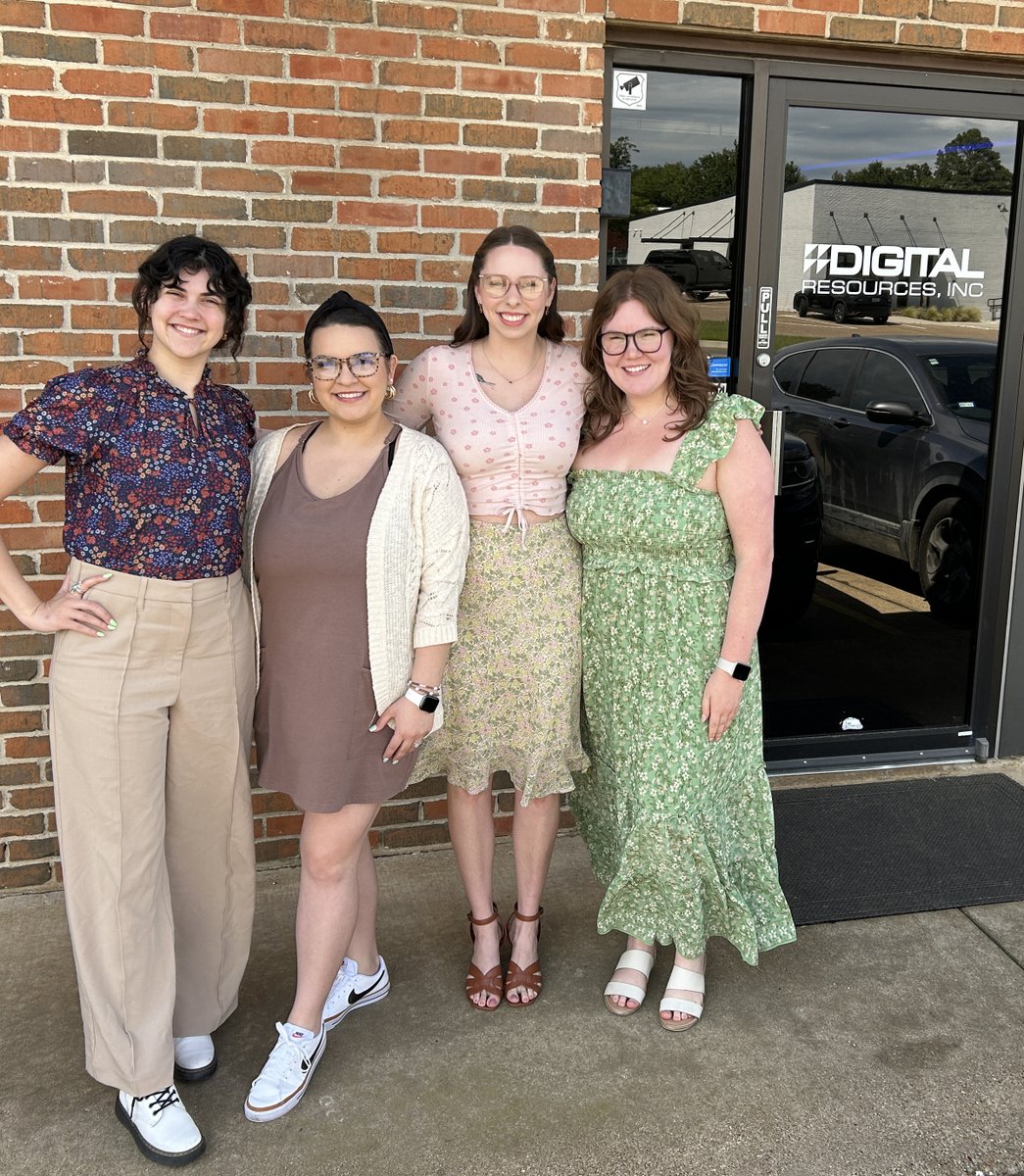 🌟Happy Administrative Professionals' Day!🌟

Your attention to detail, organization &amp; commitment continues to keep us THE industry leader🤍💙

You are valued, you are appreciated, and we are humbled to have you. Thank you!
#DRI #digitalresourcesinc #digiknowdri #thankyou #admin