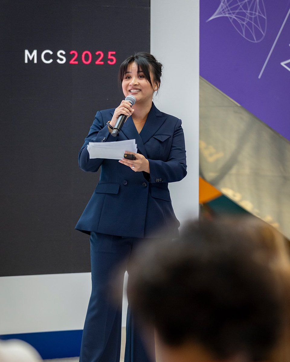 DubaiFuture's tweet photo. From deep dives into #AI ethics to bold ideas on sustainable innovation, the @Machinescansee Summit sessions at #DubaiAIWeek 2025 explored how intelligent systems perceive, respond, and shape the world around us.
#MachinesCanSee #DubaiAIWeek2025 #DubaiFuture https://t.co/FQAlBQaWAj