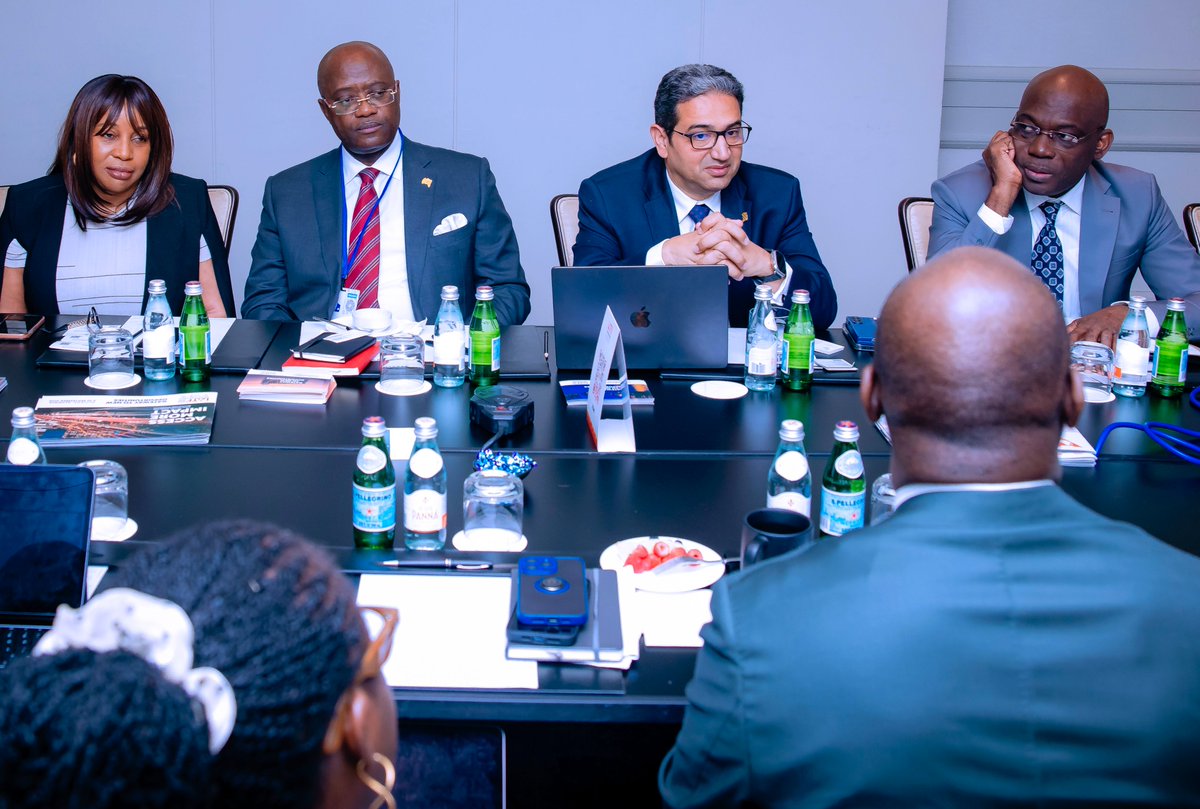 afreximbank's tweet photo. Strengthening Strategic Collaboration with @BOINigeria  

On the sidelines of the #IMF #SpringMeetings, Afreximbank hosted Nigeria’s Bank of Industry delegation, led by MD/CEO Dr. Olasupo Olusi.

The Afreximbank team, led by Dr. George Elombi, EVP – Corporate Governance and Legal Services, and Mr. Haytham El Maayergi, EVP – Global Trade Bank, engaged in high-level discussions to deepen cooperation on financing, guarantees, and strategic investments to support Africa’s private sector, SMEs, and industrialisation.

Talks also explored collaboration on the African Medical Centre of Excellence (AMCE)and participation in #IATF2025 @iatf2025 and the Afreximbank Annual Meetings #AAM2025.

#Afreximbank #BOI