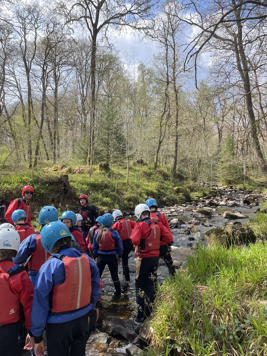 Miss Waddington and P7 tweet media