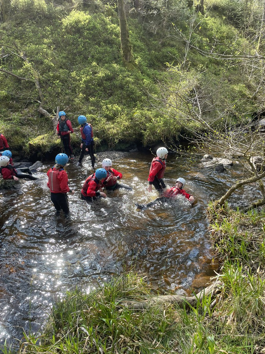 Miss Waddington and P7 tweet media