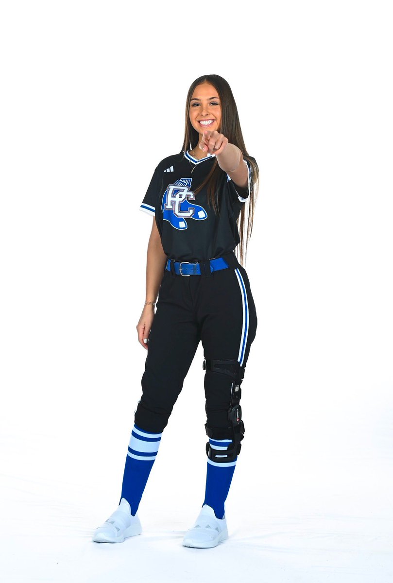 Coach_Dana_D's tweet photo. @CamrynDigiacomo  has faced more adversity than most athletes ever will &amp; she keeps showing up with a smile. Freshman year, tore her ACL &amp; meniscus &amp; fought through countless hours of rehab to get back on the field. Just as she was making her comeback, https://t.co/hiJ2B68rZV