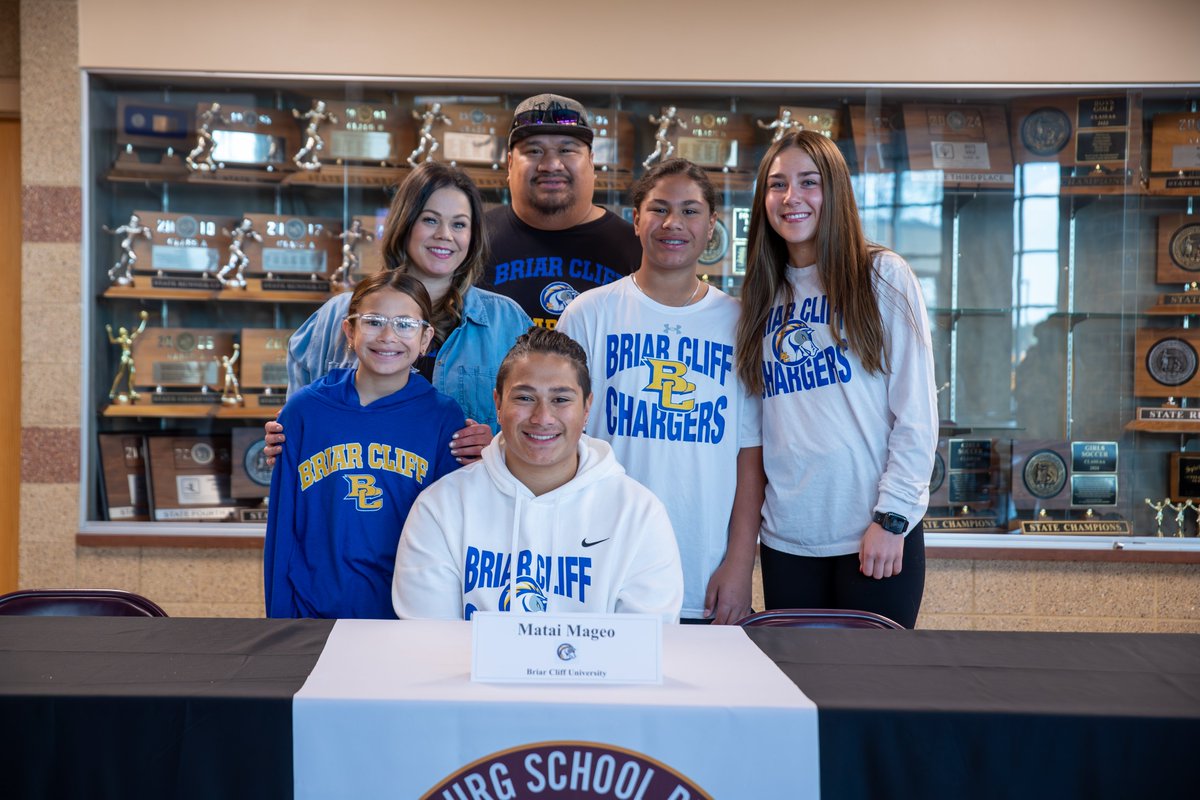 Tiger Football (@hhstigerfball) on Twitter photo Congrats to <a href="/MataiMageo/">Matai Mageo</a> on signing your NLI to continue your football career at <a href="/BriarCliffFB/">Briar Cliff Football</a> Well done! #GoBeGreat #TigerPride Congrats to <a href="/MataiMageo/">Matai Mageo</a> on signing your NLI to continue your football career at <a href="/BriarCliffFB/">Briar Cliff Football</a> Well done! #GoBeGreat #TigerPride