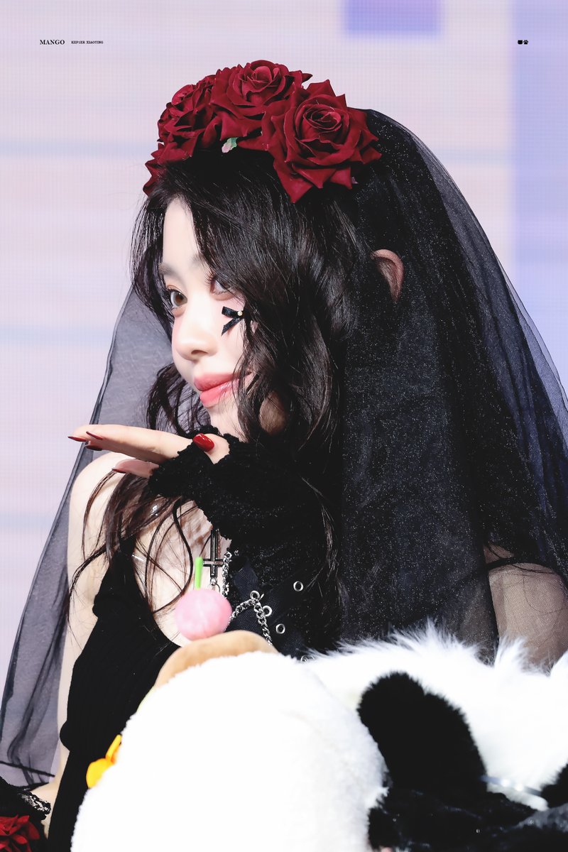 FOREVER_SXT's tweet image. 241112 😳❤

#케플러 #샤오팅 #xiaoting
#심소정 #沈小婷 #최고팅냥이